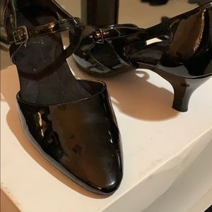 Aerosoles Black strap Kitten Heel